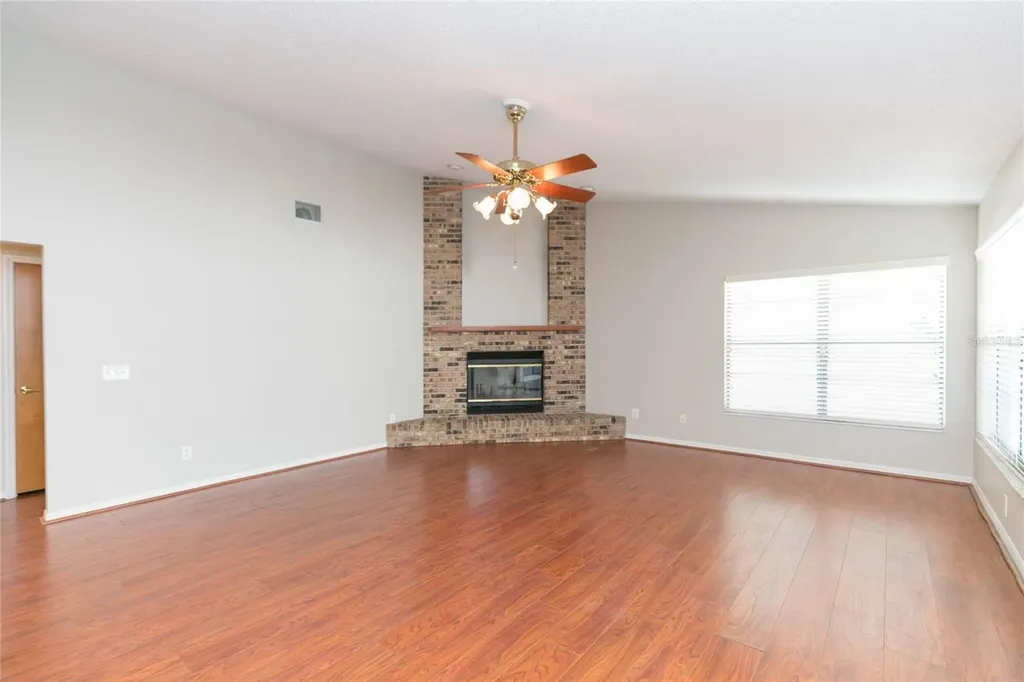 2528 Brimhollow Drive Valrico FL 33596