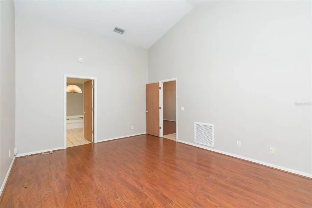 2528 Brimhollow Drive Valrico FL 33596