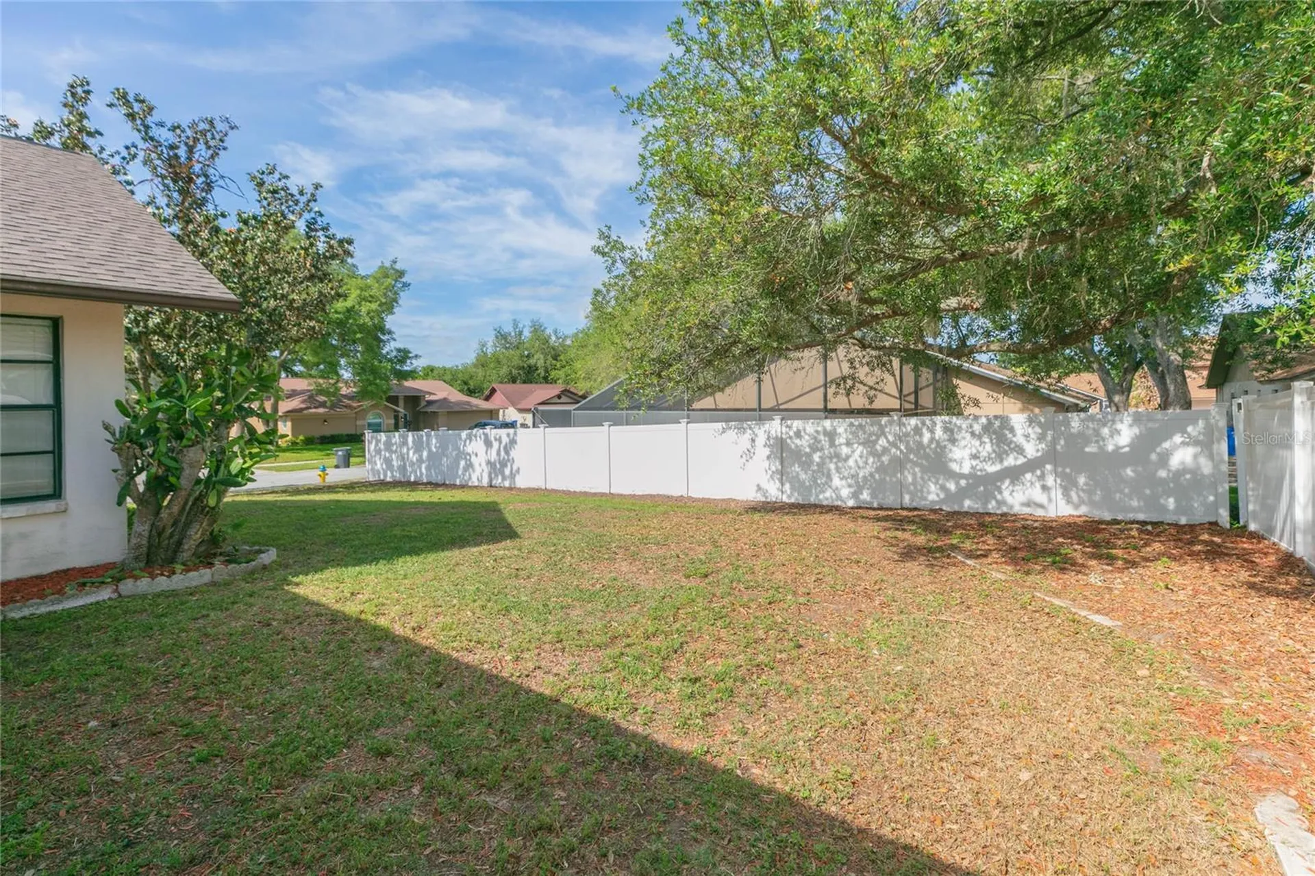 2528 Brimhollow Drive Valrico FL 33596