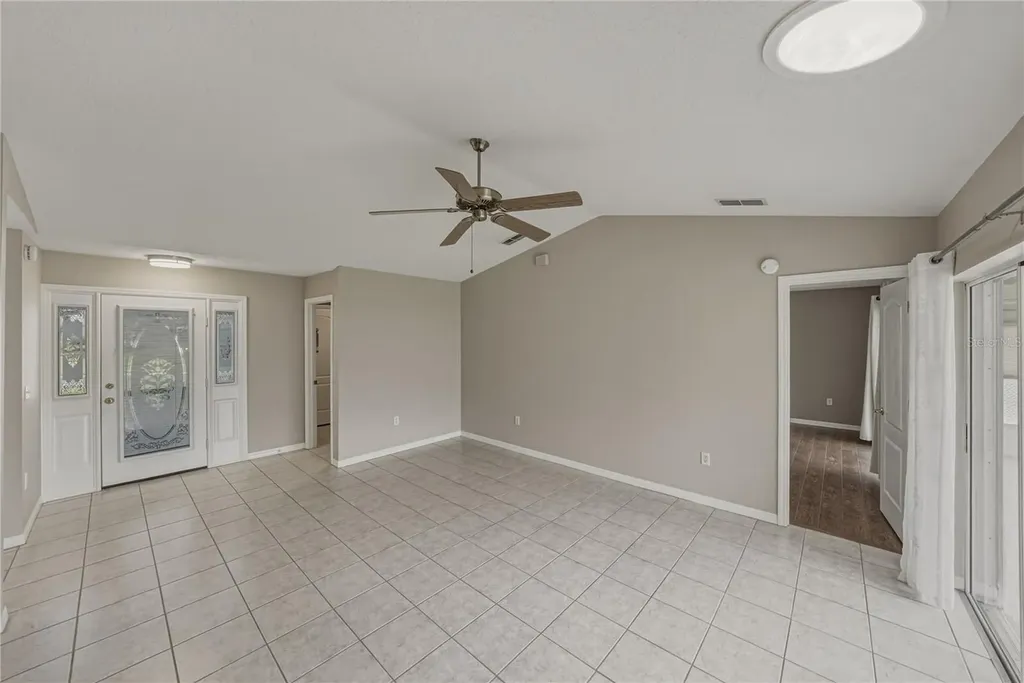 10817 Hock Lane San Antonio FL 33576