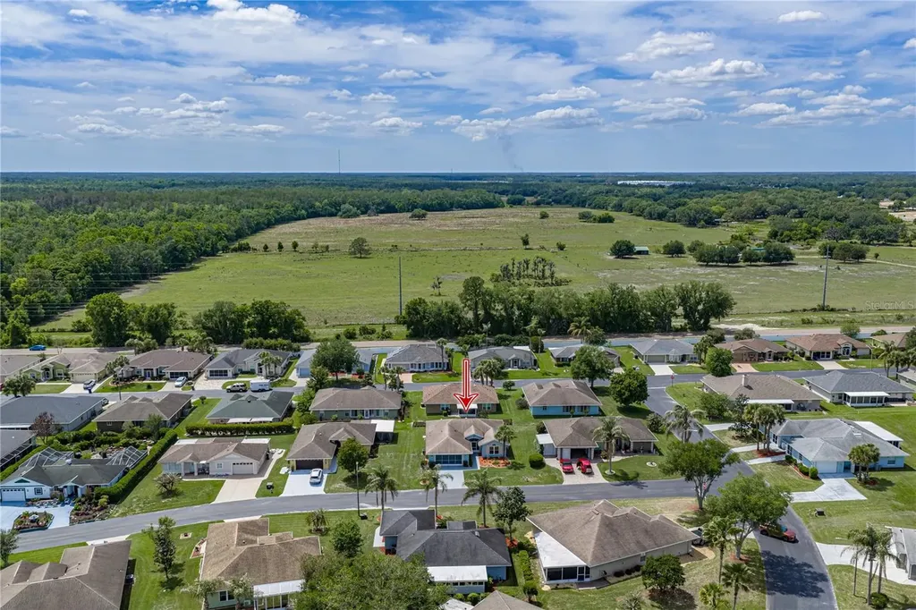 10817 Hock Lane San Antonio FL 33576