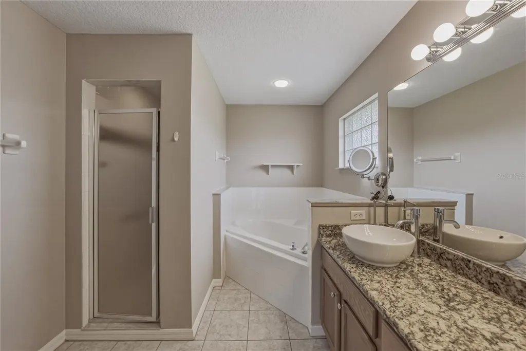 10817 Hock Lane San Antonio FL 33576