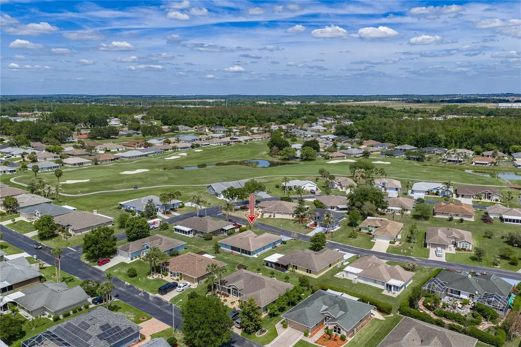 10817 Hock Lane San Antonio FL 33576