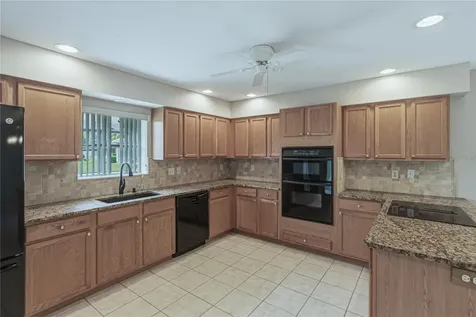 10817 Hock Lane San Antonio FL 33576