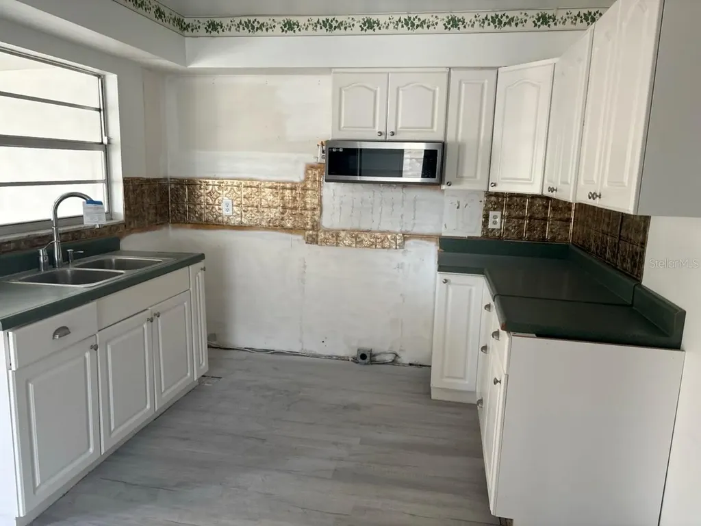 156 Portree Drive Dunedin FL 34698