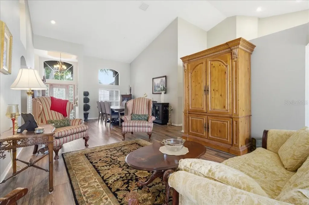 4408 Winding River Drive Valrico FL 33596