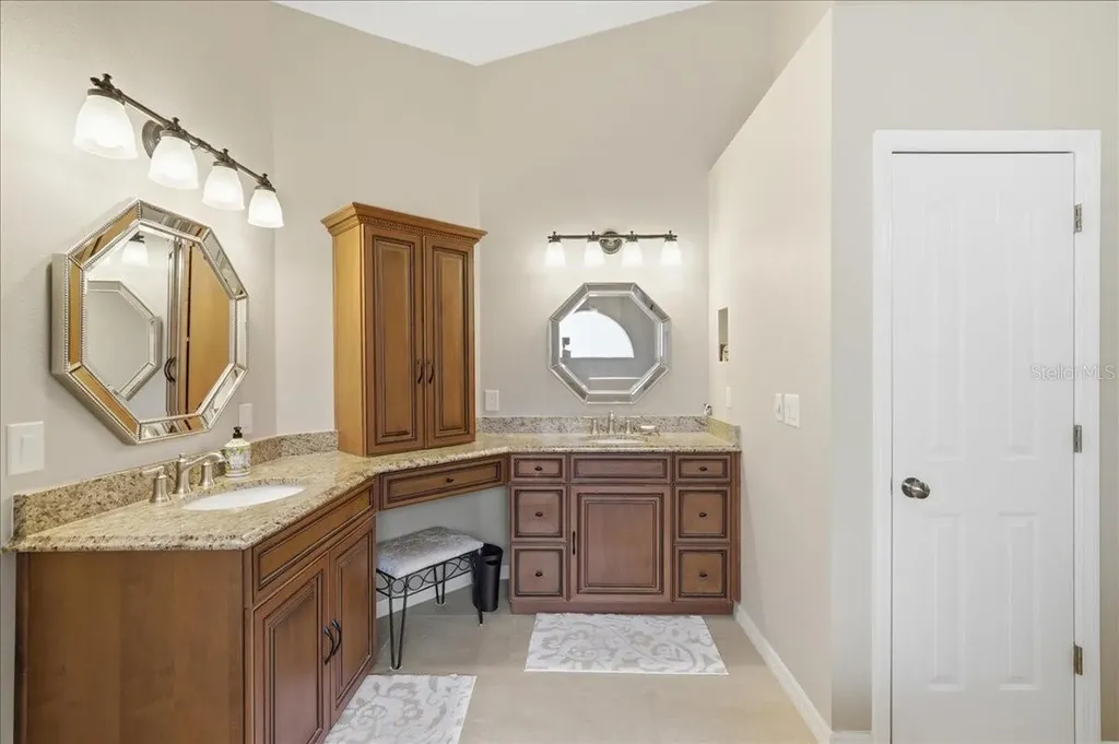 4408 Winding River Drive Valrico FL 33596