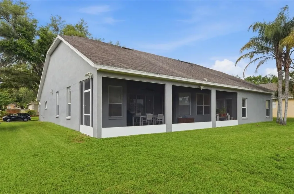 4408 Winding River Drive Valrico FL 33596