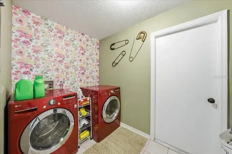 4408 Winding River Drive Valrico FL 33596