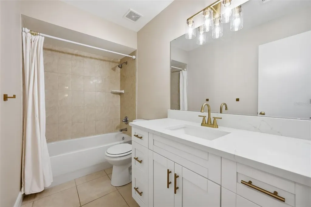 4017 Braesgate Lane Tampa FL 33624