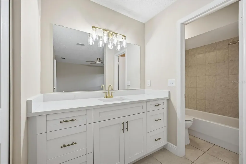 4017 Braesgate Lane Tampa FL 33624