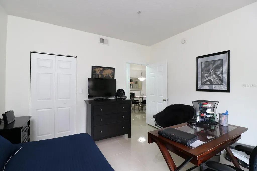 5610 Pinnacle Heights Circle Tampa FL 33624