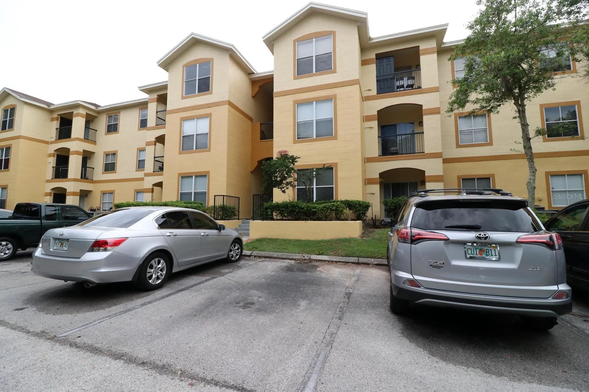 5610 Pinnacle Heights Circle Tampa FL 33624