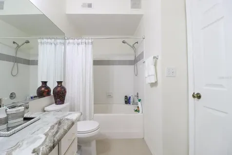 5610 Pinnacle Heights Circle Tampa FL 33624