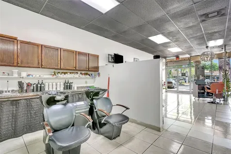 1903 E Fl 60 Valrico FL 33594