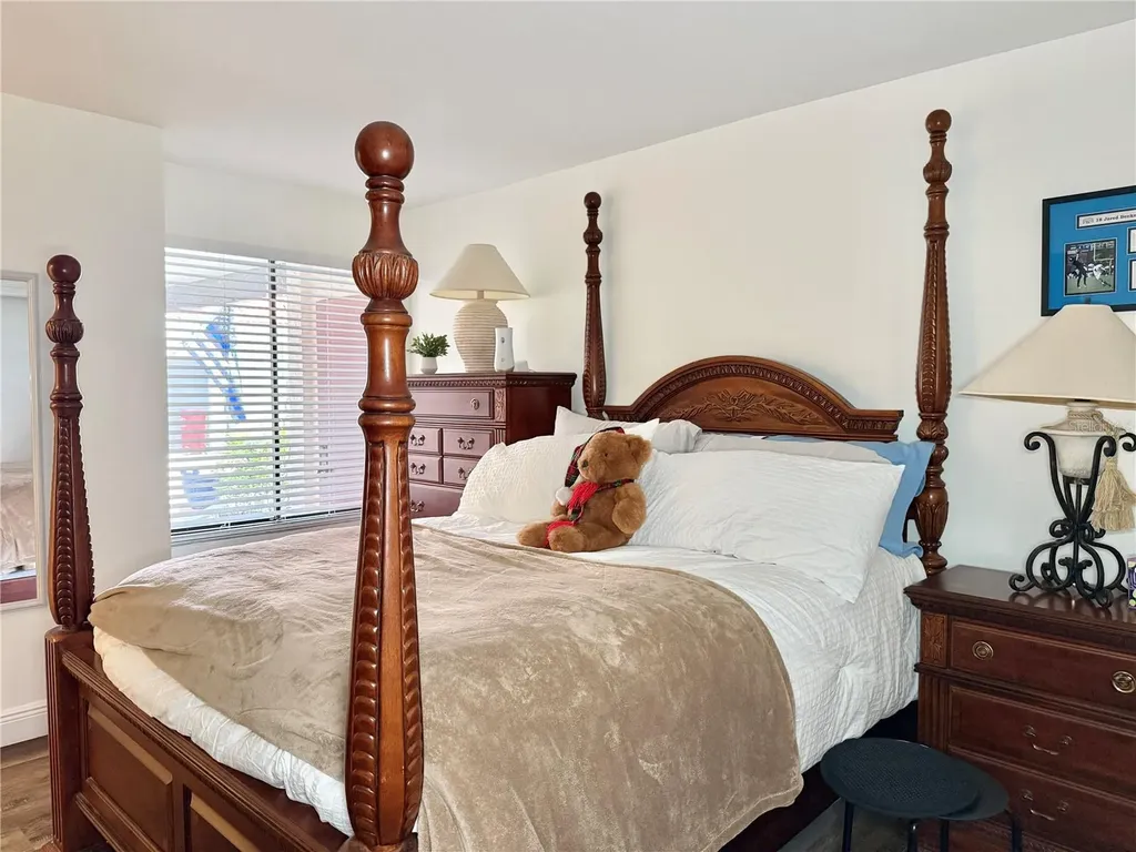 207 Granada Court N Plant City FL 33566