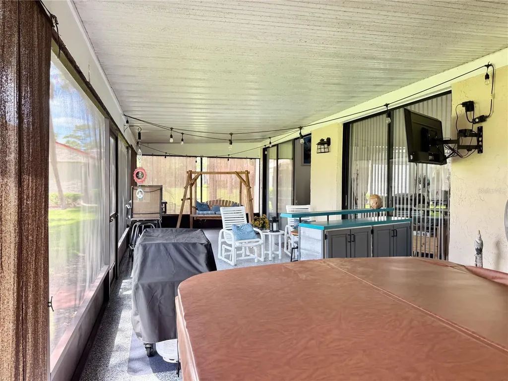 207 Granada Court N Plant City FL 33566