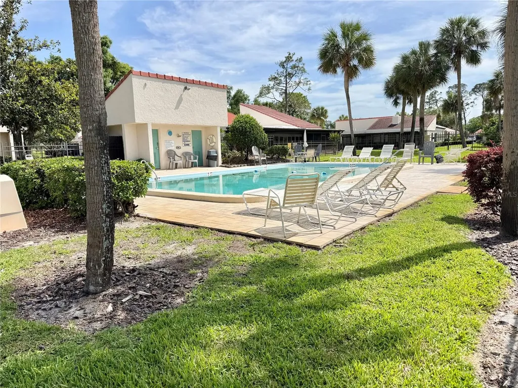 207 Granada Court N Plant City FL 33566