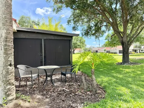 207 Granada Court N Plant City FL 33566
