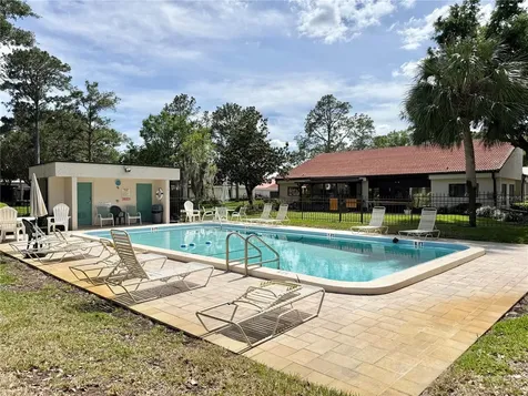 207 Granada Court N Plant City FL 33566