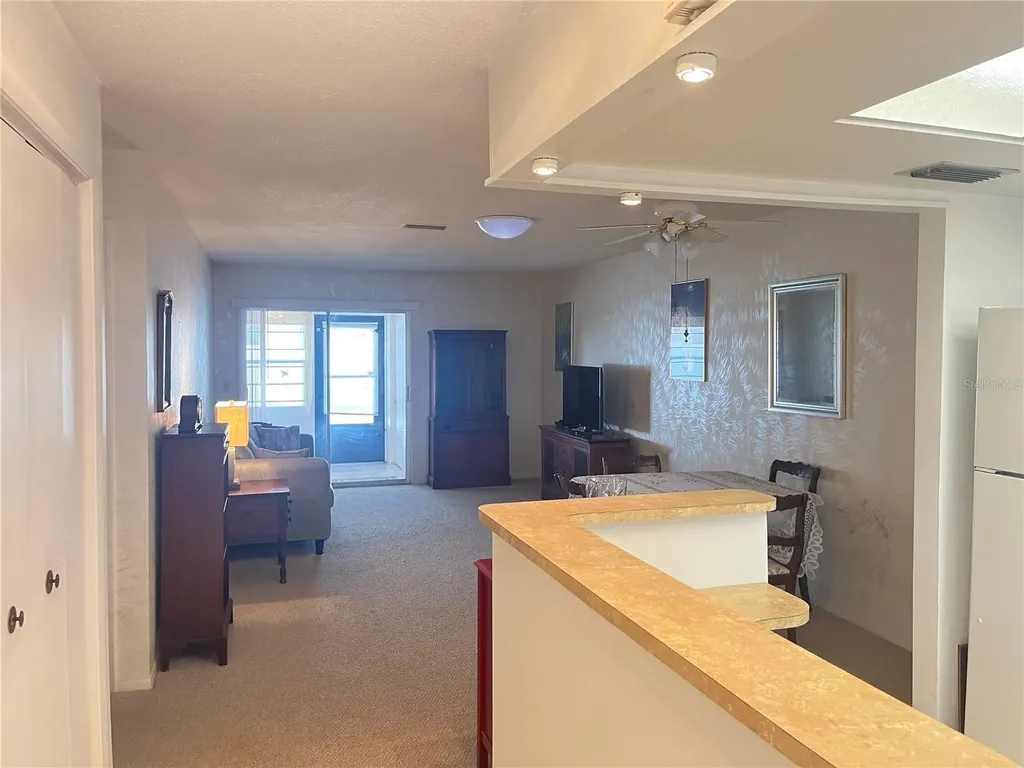 655 Park Circle Bradenton FL 34207