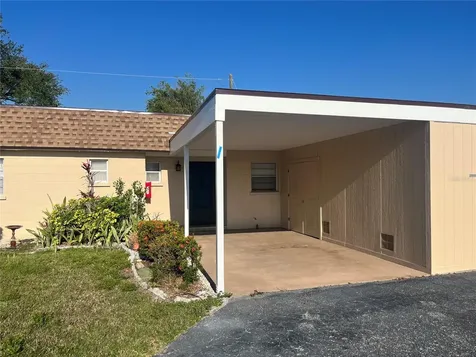 655 Park Circle Bradenton FL 34207