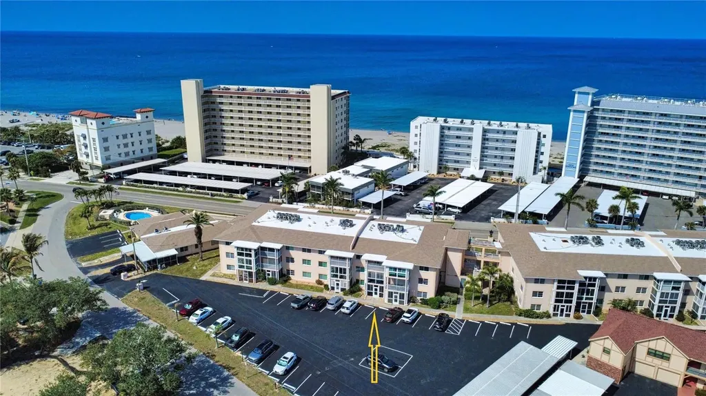 200 N The Esplanade Venice FL 34285