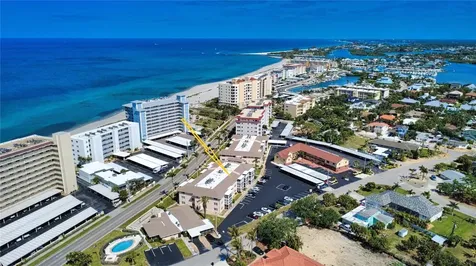 200 N The Esplanade Venice FL 34285
