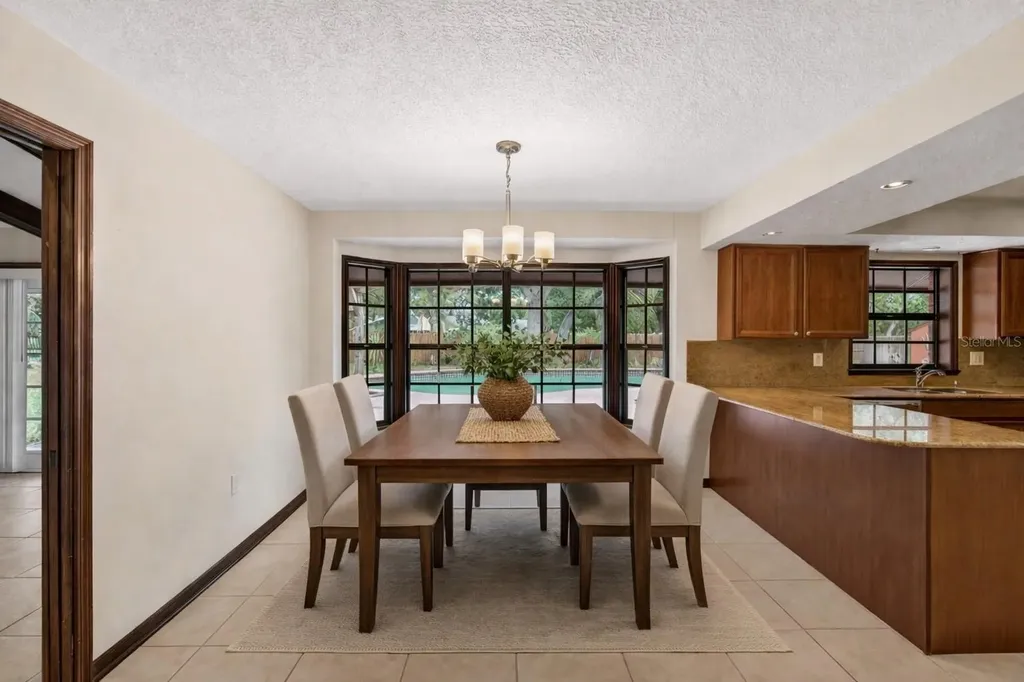 12506 Shadow Run Boulevard Riverview FL 33569
