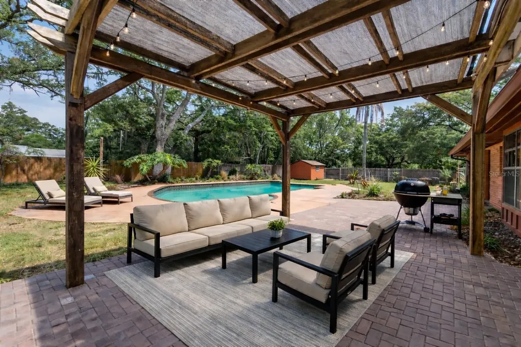 12506 Shadow Run Boulevard Riverview FL 33569