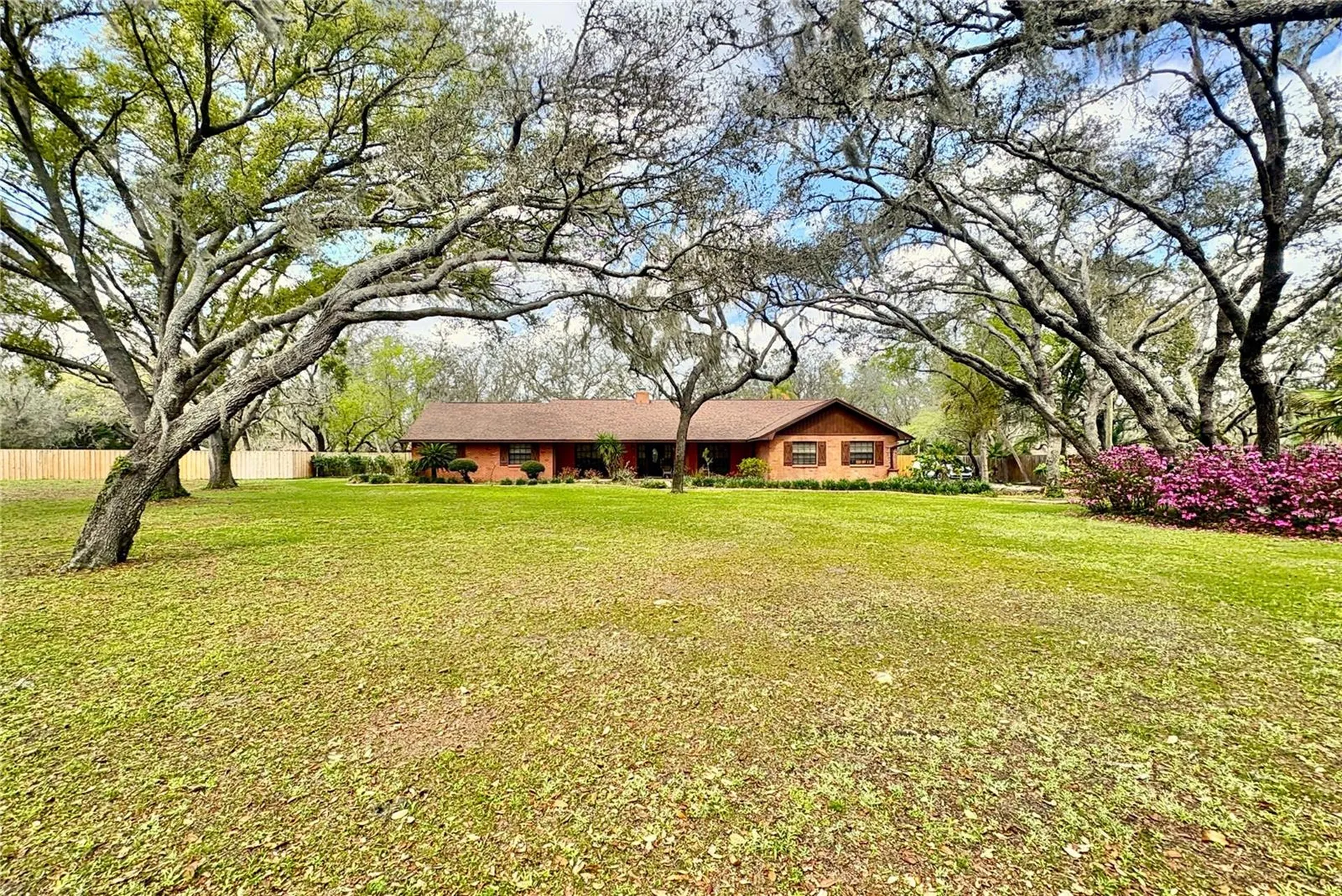 12506 Shadow Run Boulevard Riverview FL 33569