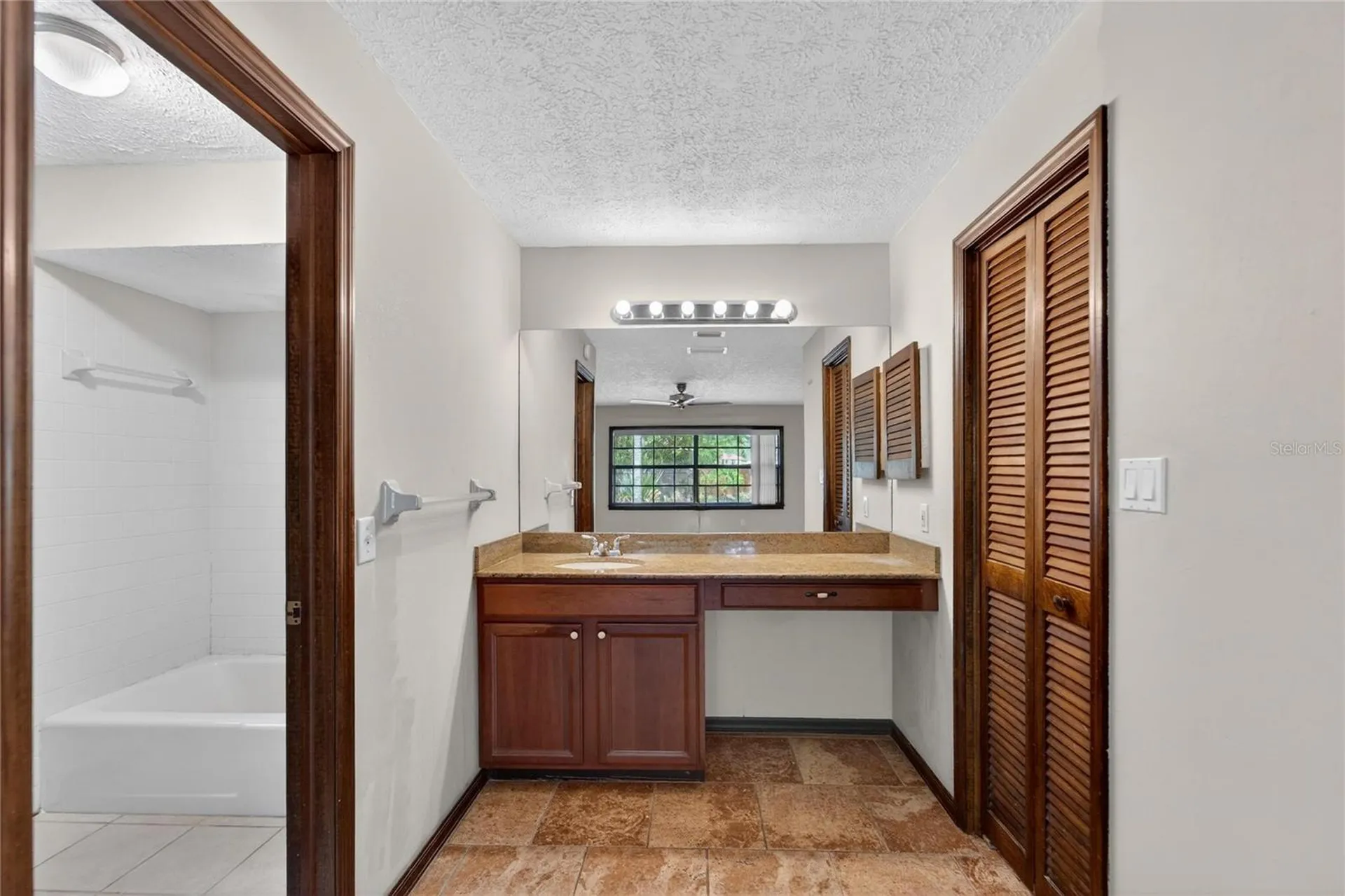 12506 Shadow Run Boulevard Riverview FL 33569