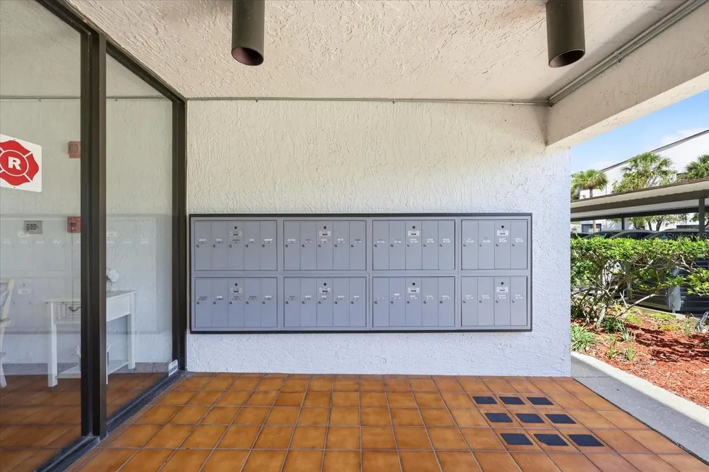 2593 Countryside Boulevard Clearwater FL 33761