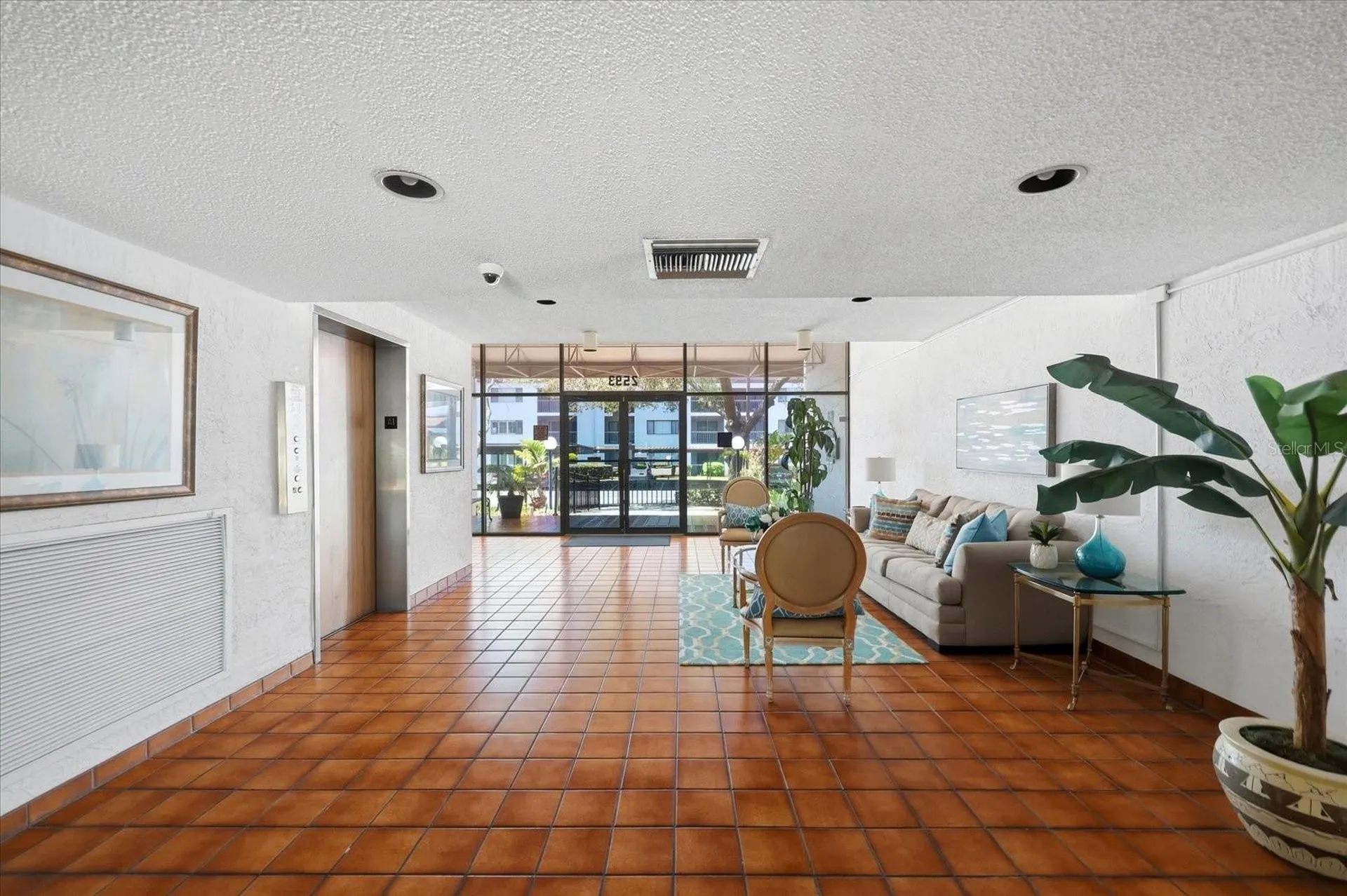 2593 Countryside Boulevard Clearwater FL 33761
