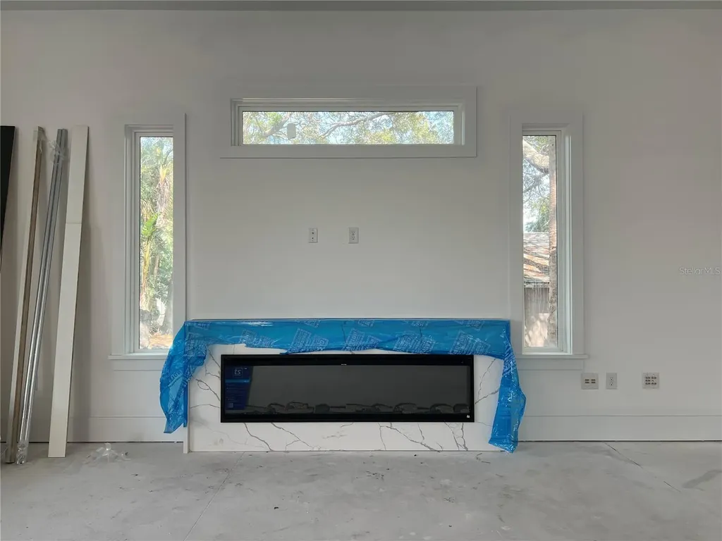 4633 W Kensington Avenue Tampa FL 33629