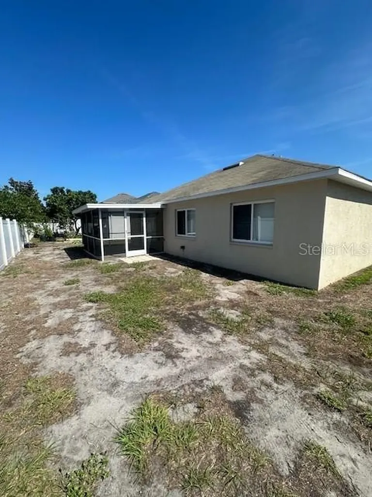 11121 Kempton Vista Drive Riverview FL 33579