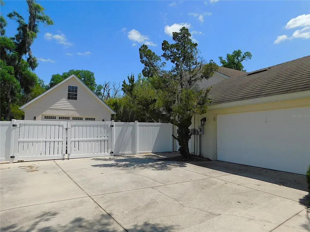 1203 SE 49th Avenue Ocala FL 34471