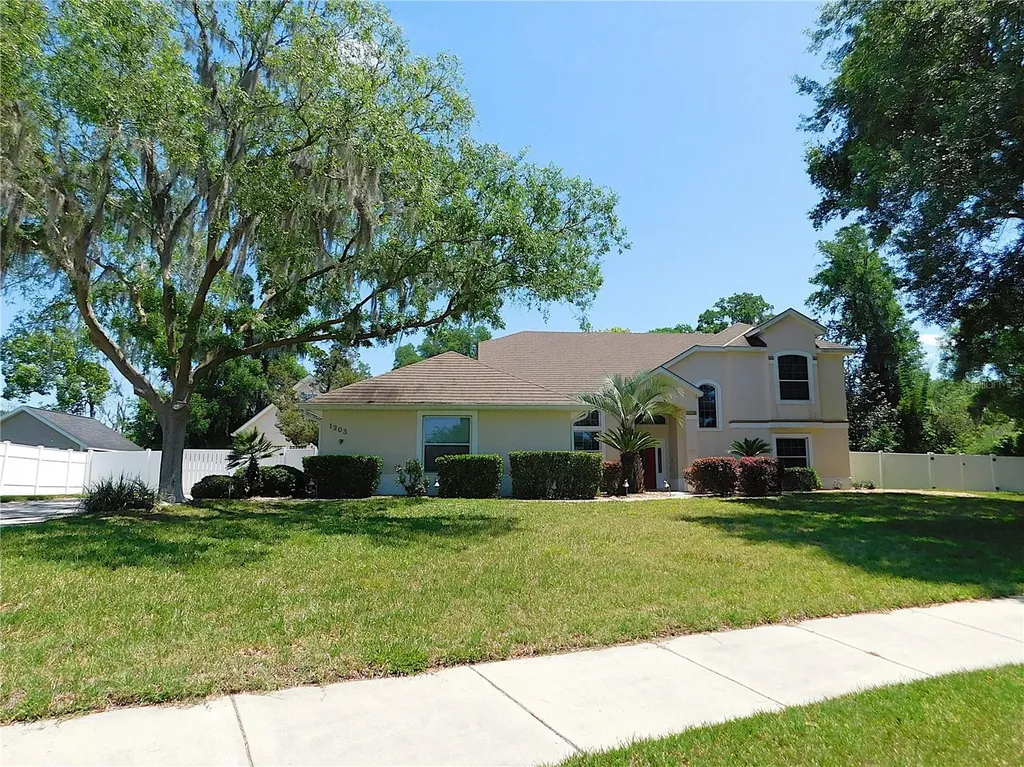 1203 SE 49th Avenue Ocala FL 34471