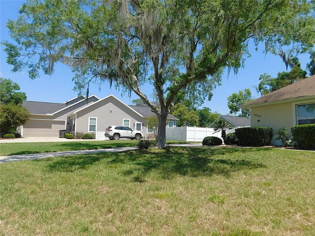 1203 SE 49th Avenue Ocala FL 34471
