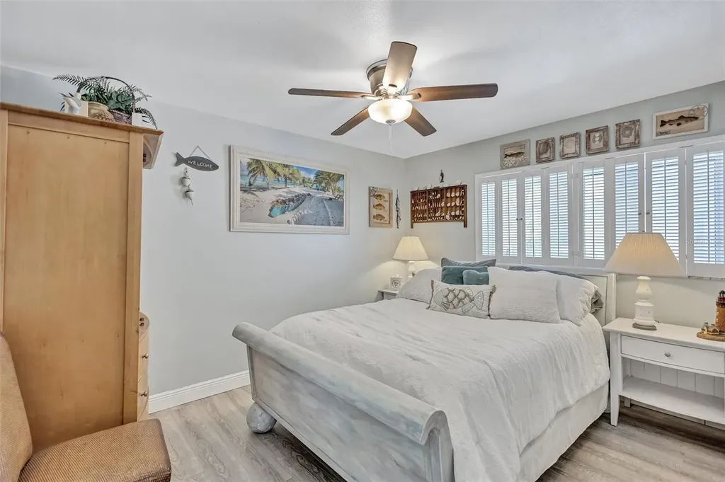 563 Lewis Boulevard SE St Petersburg FL 33705