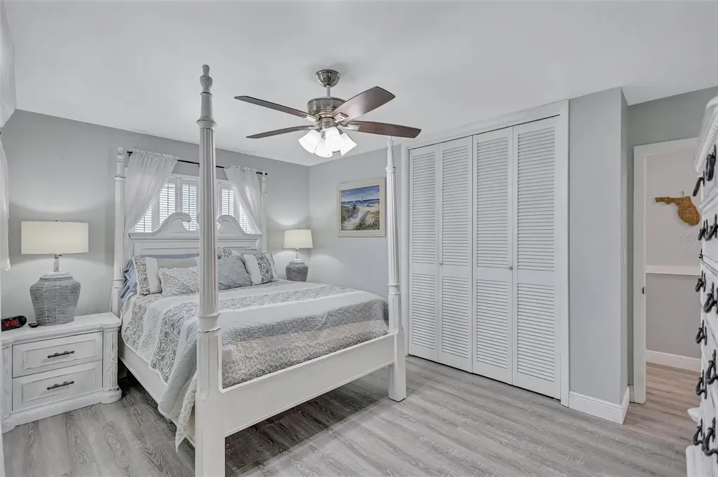 563 Lewis Boulevard SE St Petersburg FL 33705