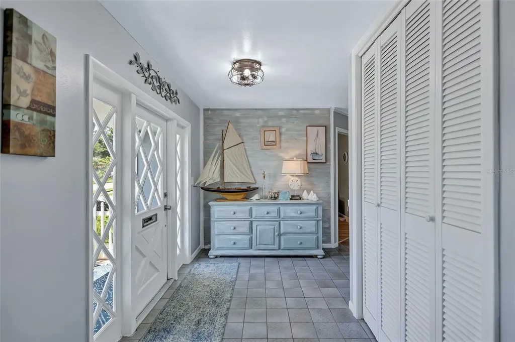 563 Lewis Boulevard SE St Petersburg FL 33705