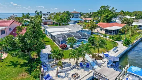 563 Lewis Boulevard SE St Petersburg FL 33705