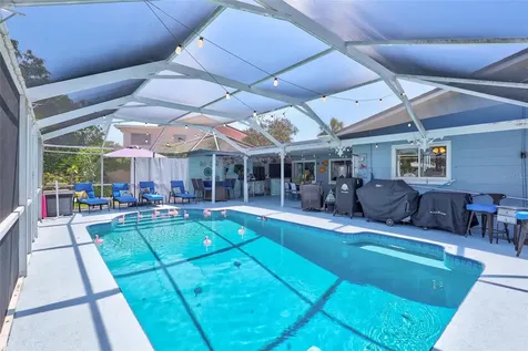 563 Lewis Boulevard SE St Petersburg FL 33705