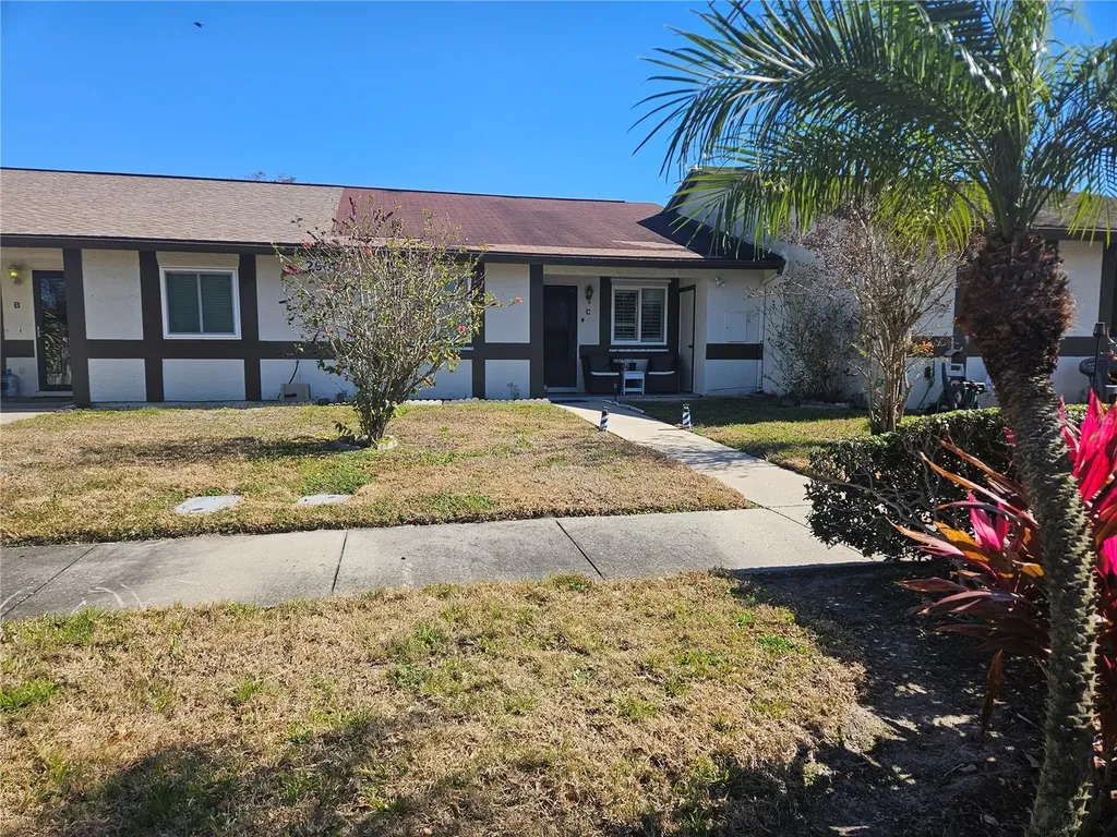 2900 Grovewood Boulevard E Palm Harbor FL 34683
