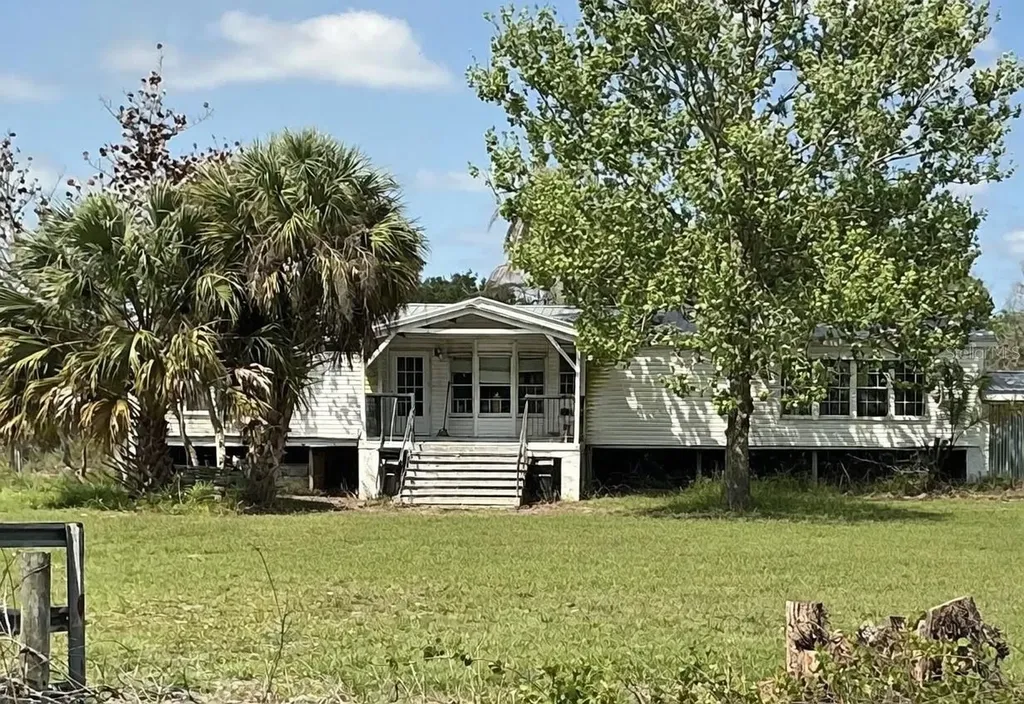 1783 Summerall Road Labelle FL 33935
