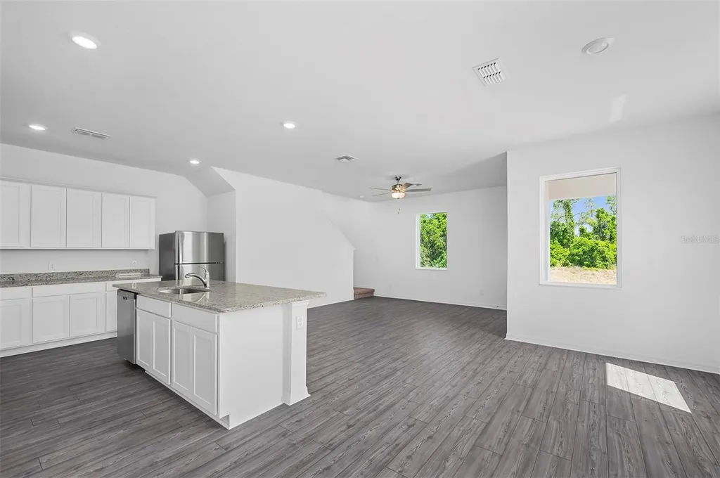 564 Bay Leaf Drive Poinciana FL 34759