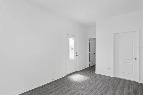 564 Bay Leaf Drive Poinciana FL 34759