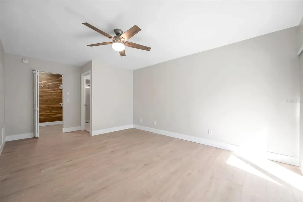 8789 Maplewood Road Seminole FL 33777