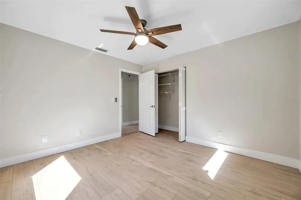 8789 Maplewood Road Seminole FL 33777